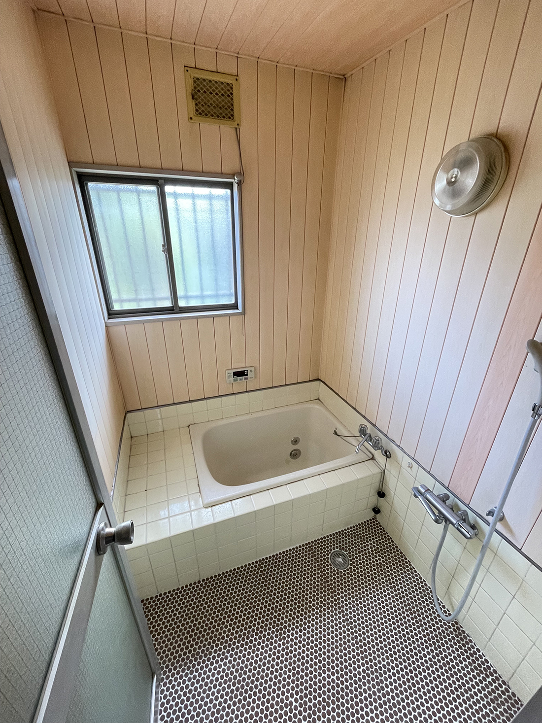 施工前のお風呂